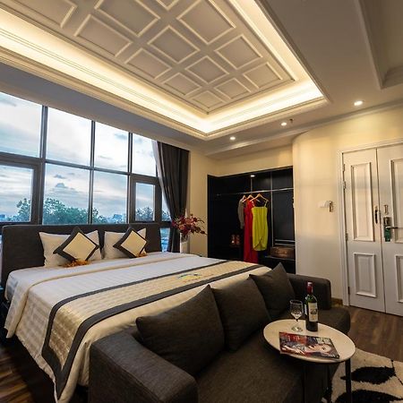 Tuong VI Hotel Saigon Хошимин Екстериор снимка